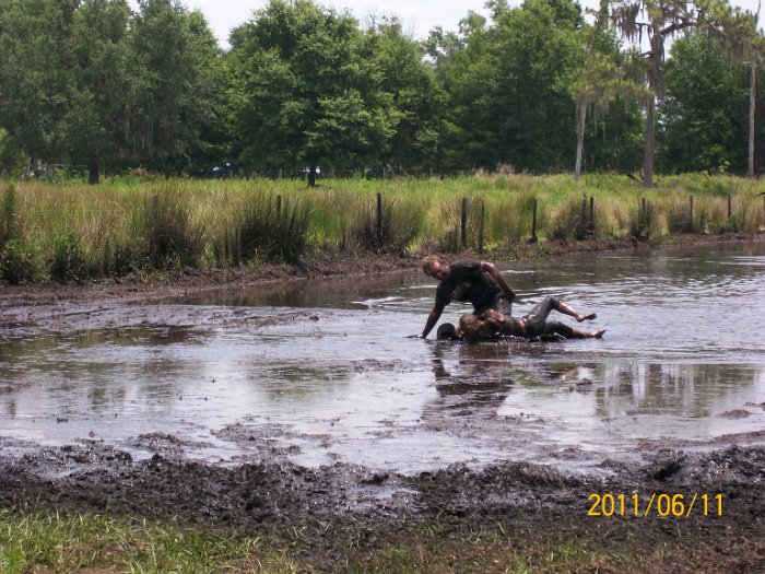 2011-Jun-11_HGR4X4_JessesBD_P1 018